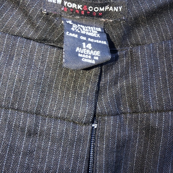 NY & CO Black Straight Leg Pants - 16 - Picture 2 of 3